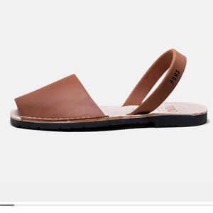 PONS Avarcas Classic Style in Brown